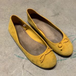 Yellow flats